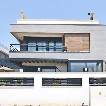 فيلة Perfect Family Golden Life