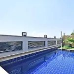 Villa Perfect Family Golden Life