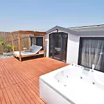Villa Perfect Family Golden Life
